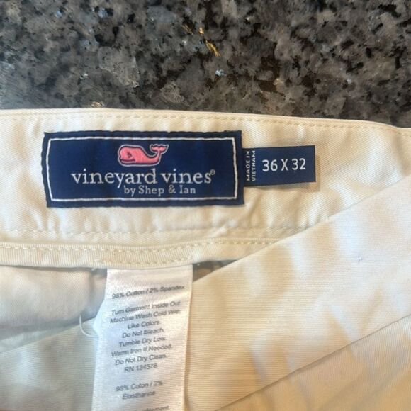 Vineyard Vines pants 36x32 (3820) - Picture 4 of 4